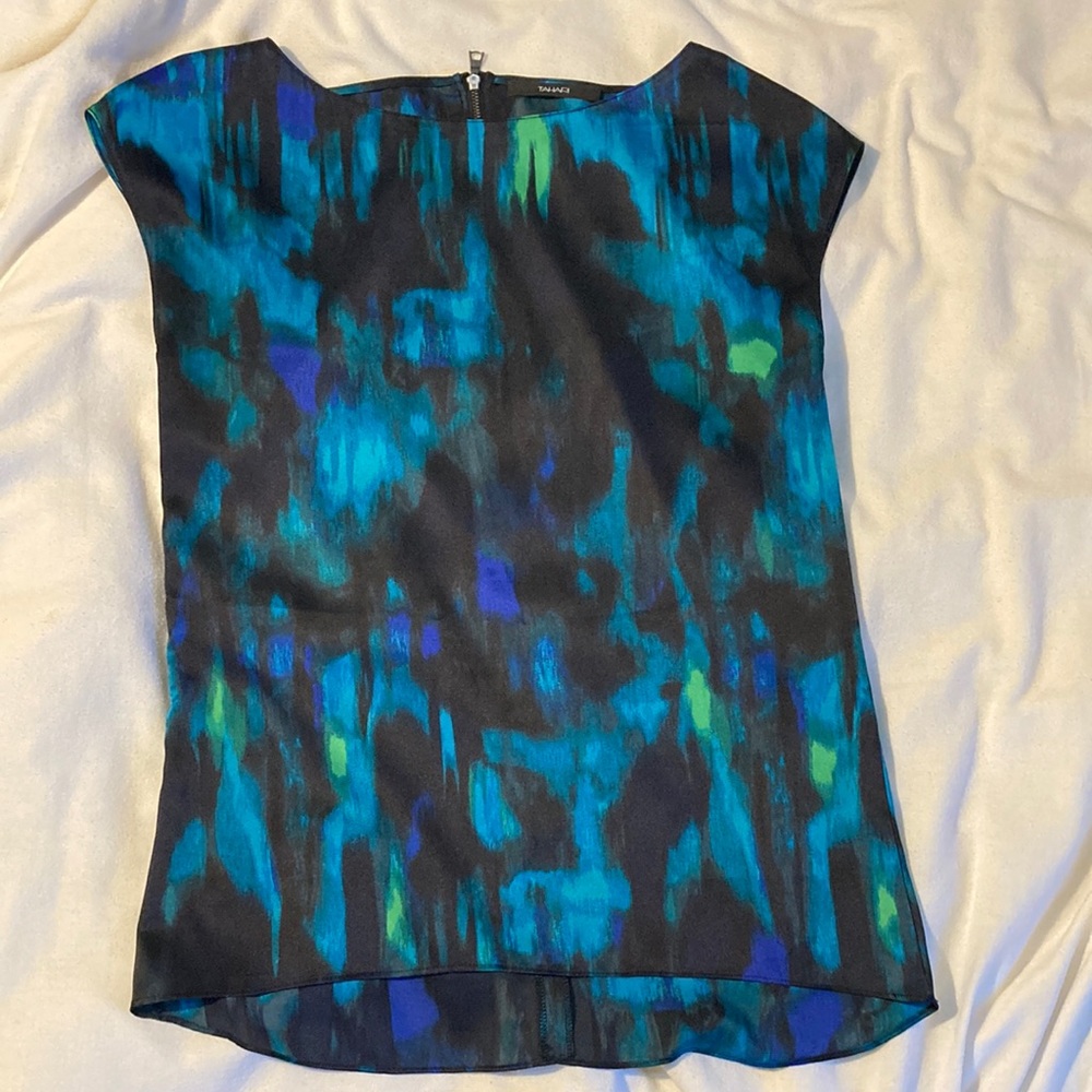 Tahari cap sleeve blue green black watercolor abstract print top - size xs
